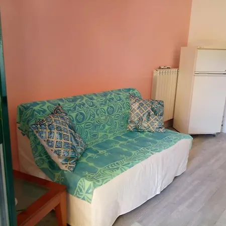 Casa Tiare' 74a - Al Centro Posizione Tranquilla Vicino Mare Апартаменты Сильви-Марина